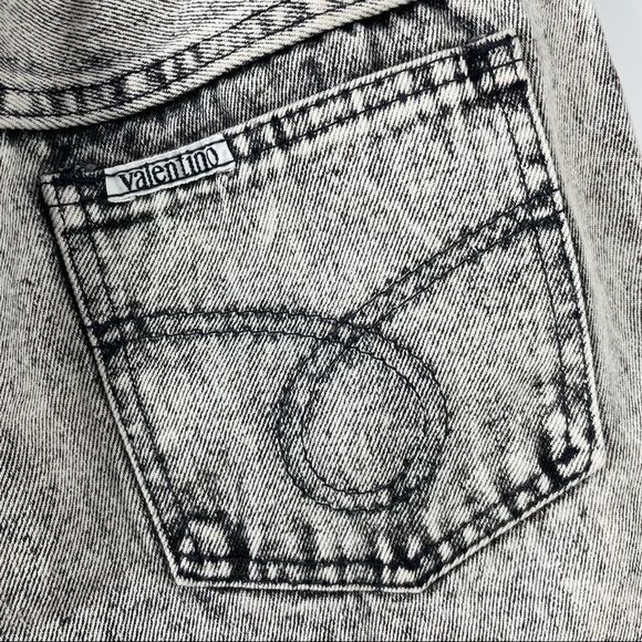 VINTAGE Valentino Acid Wash Cut Off Jean Shorts 26 - Picture 4 of 5